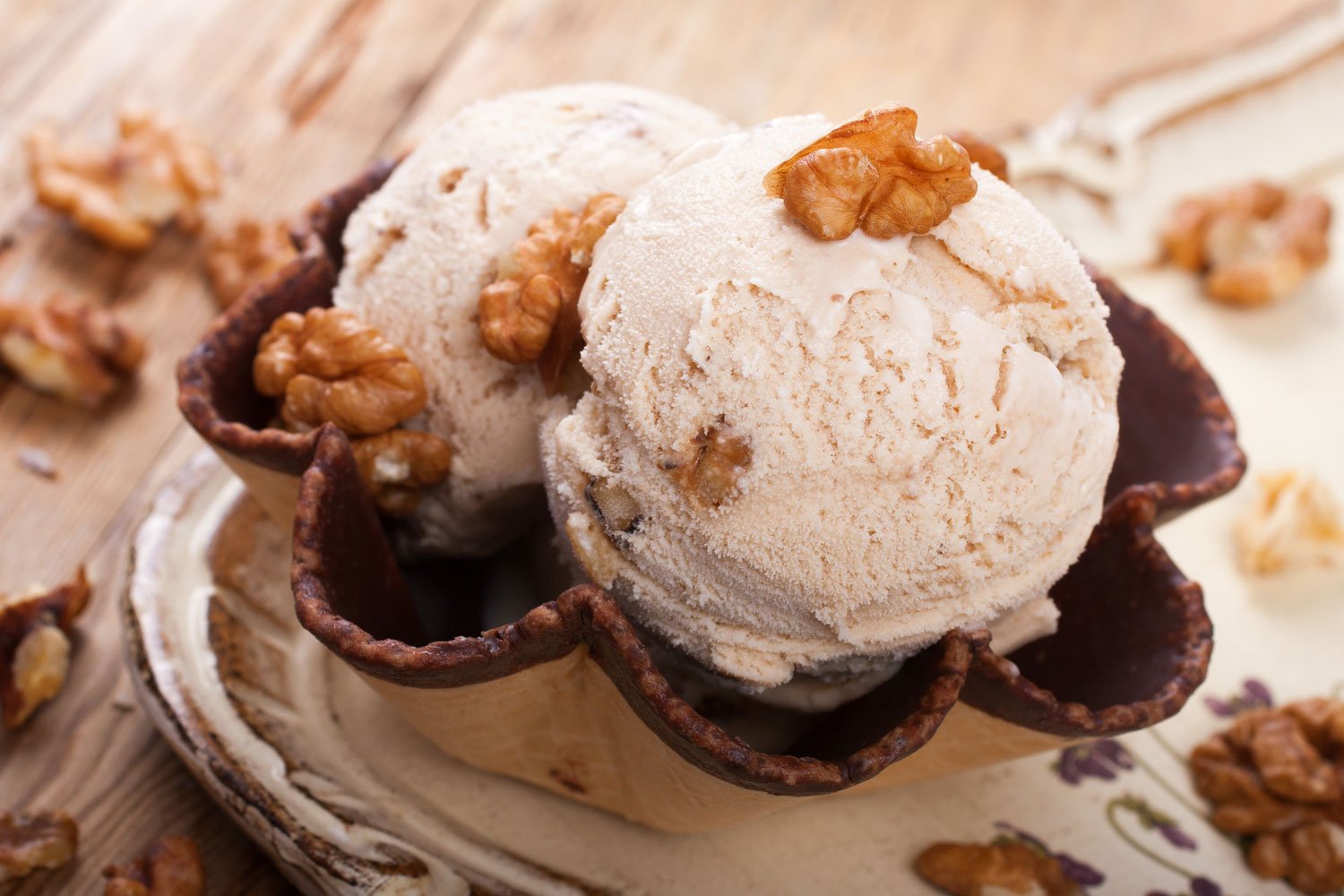 walnut-ice-cream